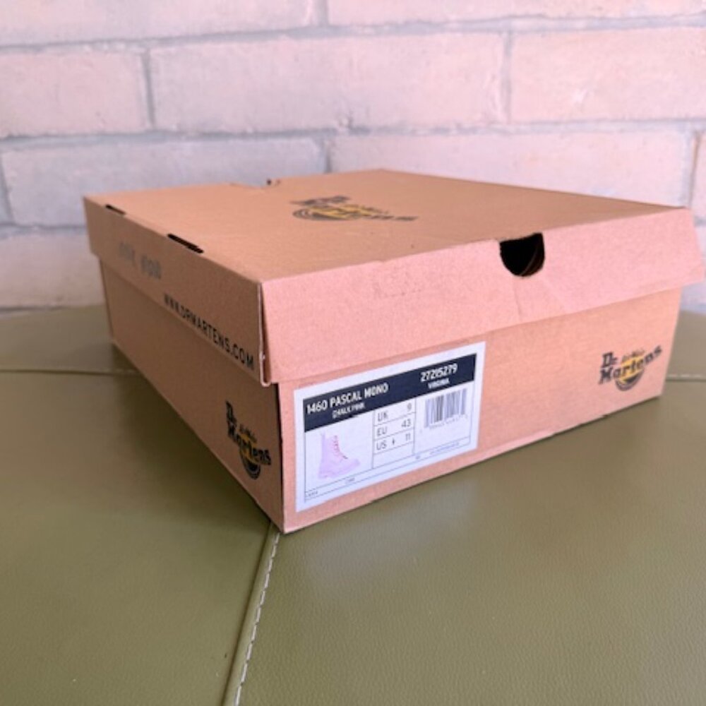 Dr. Martens 1460 pascal mono pink chalk size US womens 11 / UK 9 New in box - Picture 10 of 11
